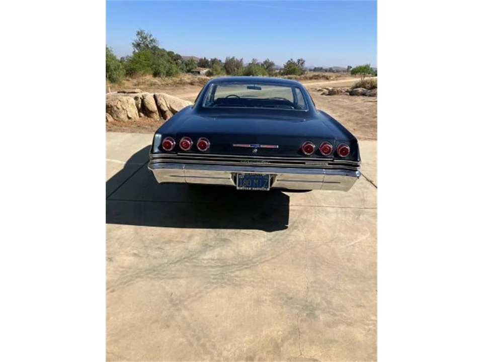 1965 Chevrolet Impala SS 4th Gen - Image 9 of 13