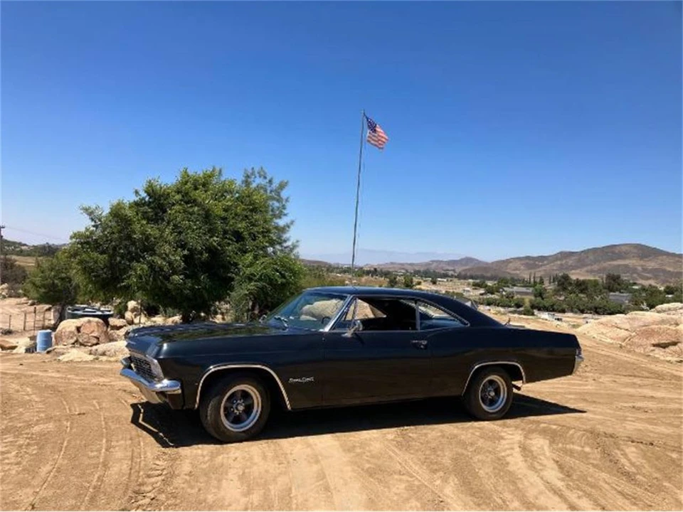 1965 Chevrolet Impala SS 4th Gen - Image 11 of 13