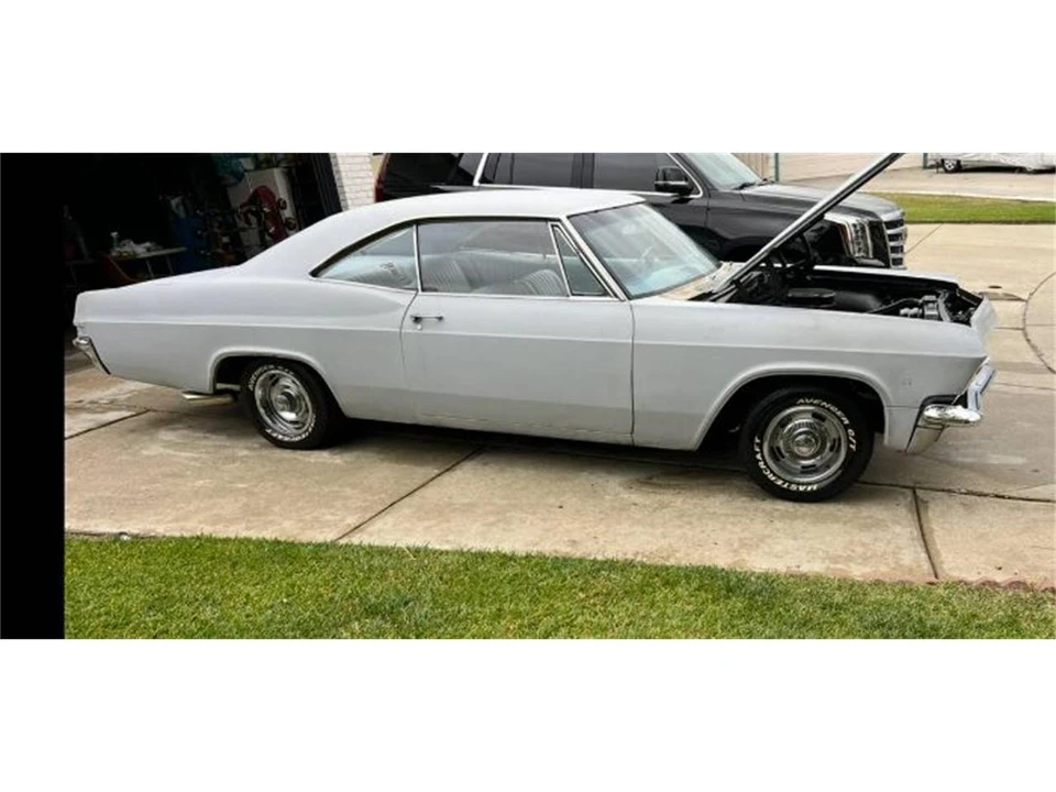 1965 Chevrolet Impala SS 4th Gen - Image 5 of 6