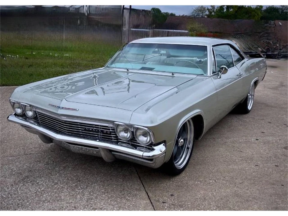 1965 Chevrolet Impala SS 4th Gen - Image 14 of 16