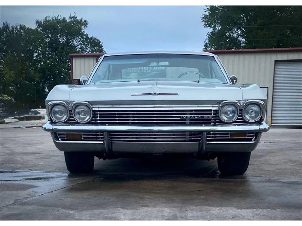 1965 Chevrolet Impala SS 4th Gen - Image 6 of 16