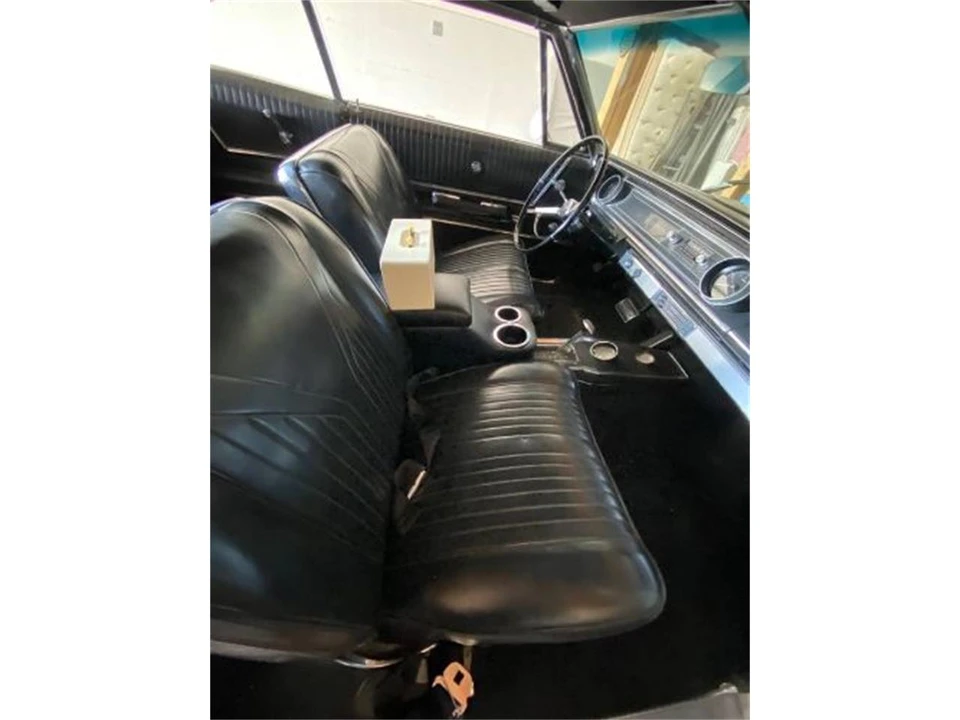 1965 Chevrolet Impala SS 4th Gen - Image 9 of 12