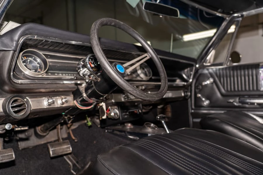 1965 Chevrolet Impala SS 4th Gen - Image 18 of 25
