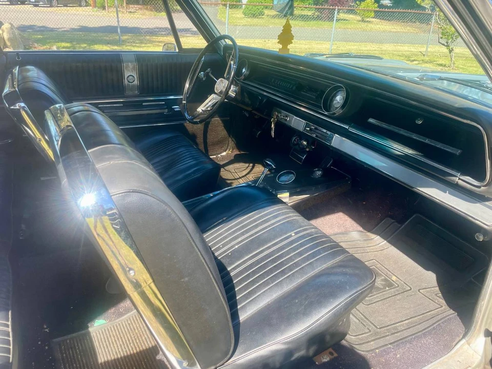 1965 Chevrolet Impala SS 4th Gen - Image 9 of 12