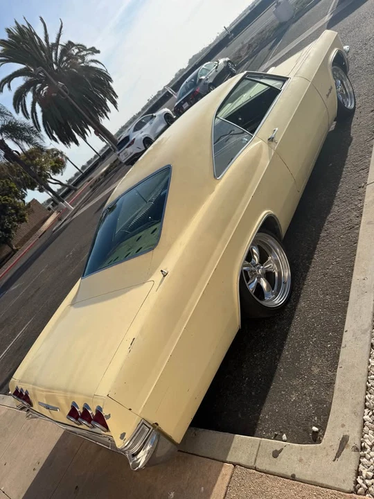 1965 Chevrolet Impala SS 4th Gen - Image 4 of 14