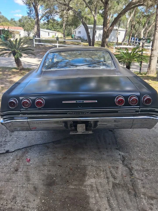 1965 Chevrolet Impala SS 4th Gen - Image 10 of 15