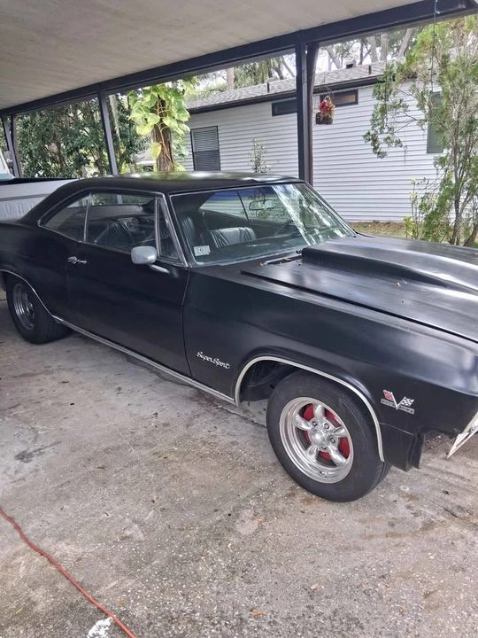 1965 Chevrolet Impala SS 4th Gen - Image 18 of 19