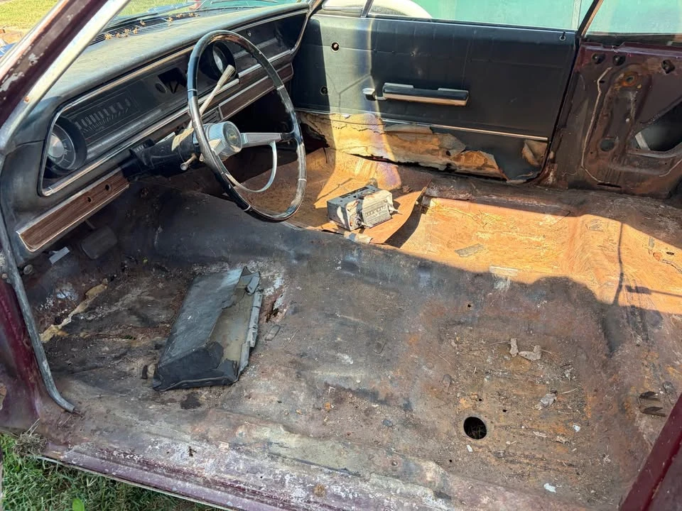 1965 Chevrolet Impala SS 4th Gen - Image 2 of 18