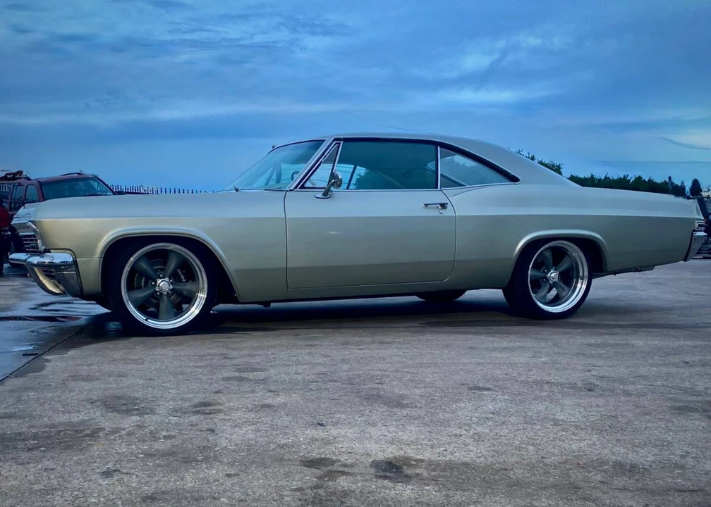 1965 Chevrolet Impala SS 4th Gen - Image 12 of 24