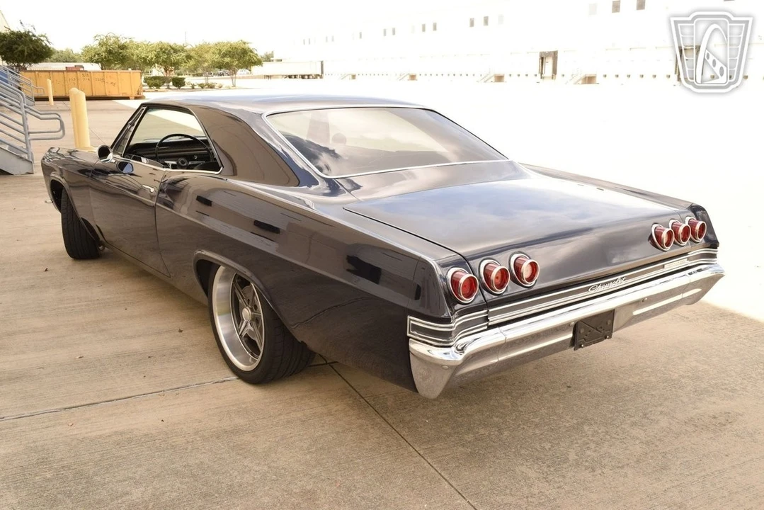 1965 Chevrolet Impala 3rd Gen - Image 9 of 12
