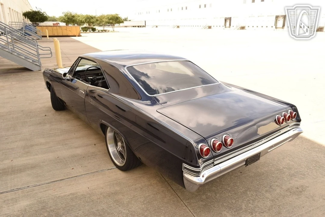 1965 Chevrolet Impala 3rd Gen - Image 8 of 12