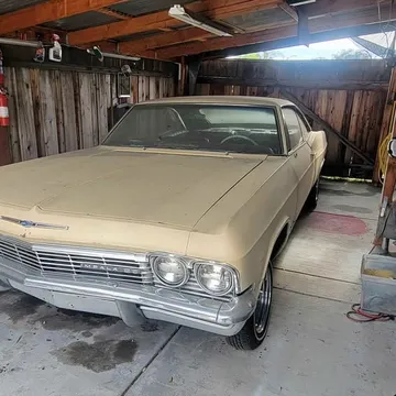 1965 Chevrolet Impala SS Sedan 4D