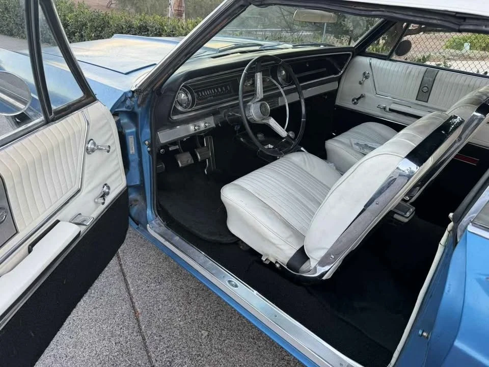 1965 Chevrolet Impala SS 4th Gen - Image 2 of 10