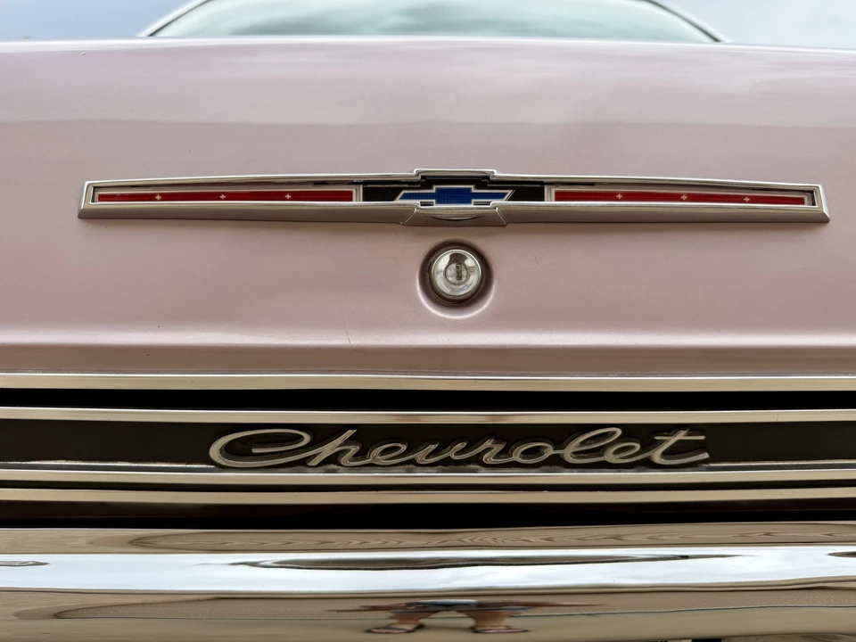 1965 Chevrolet Impala SS 4th Gen - Image 28 of 31