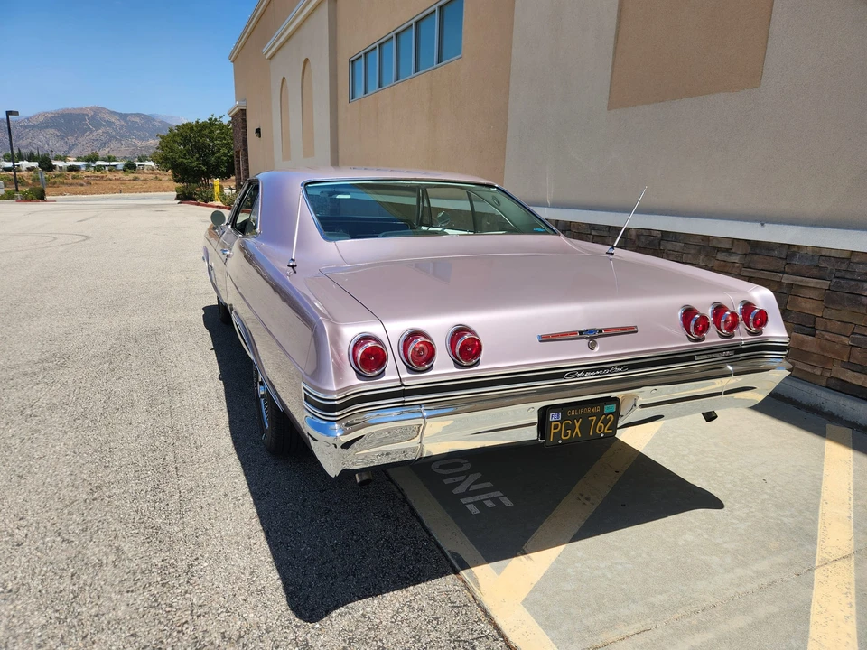 1965 Chevrolet Impala SS 4th Gen - Image 8 of 31