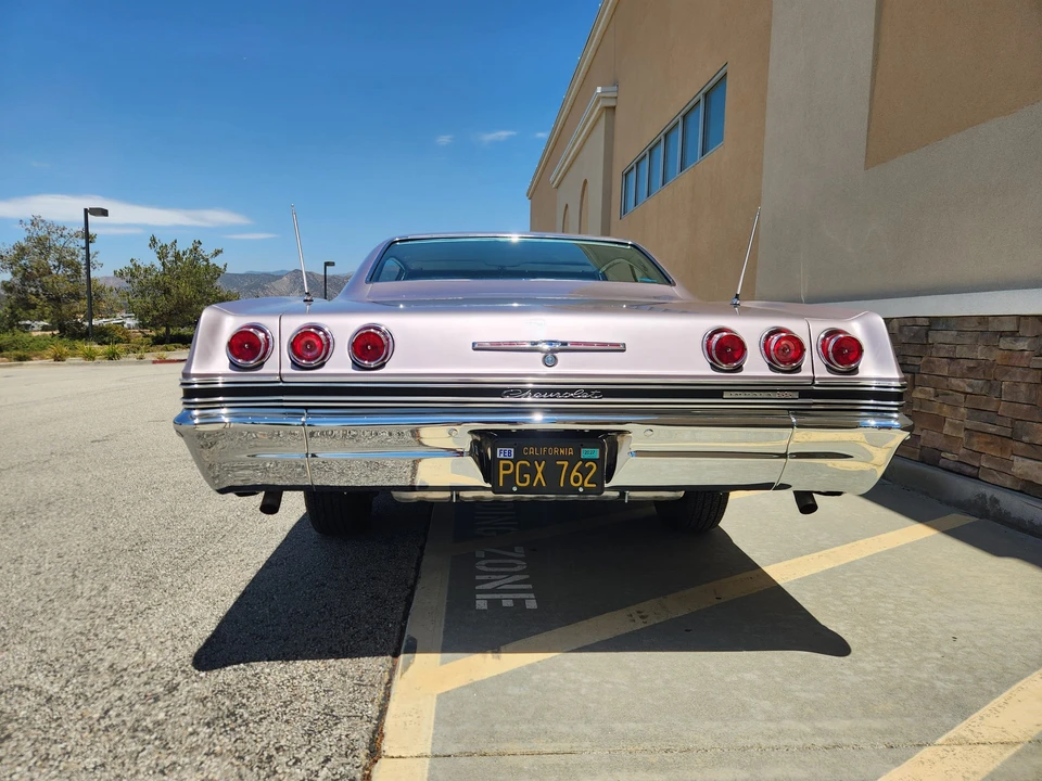 1965 Chevrolet Impala SS 4th Gen - Image 9 of 31