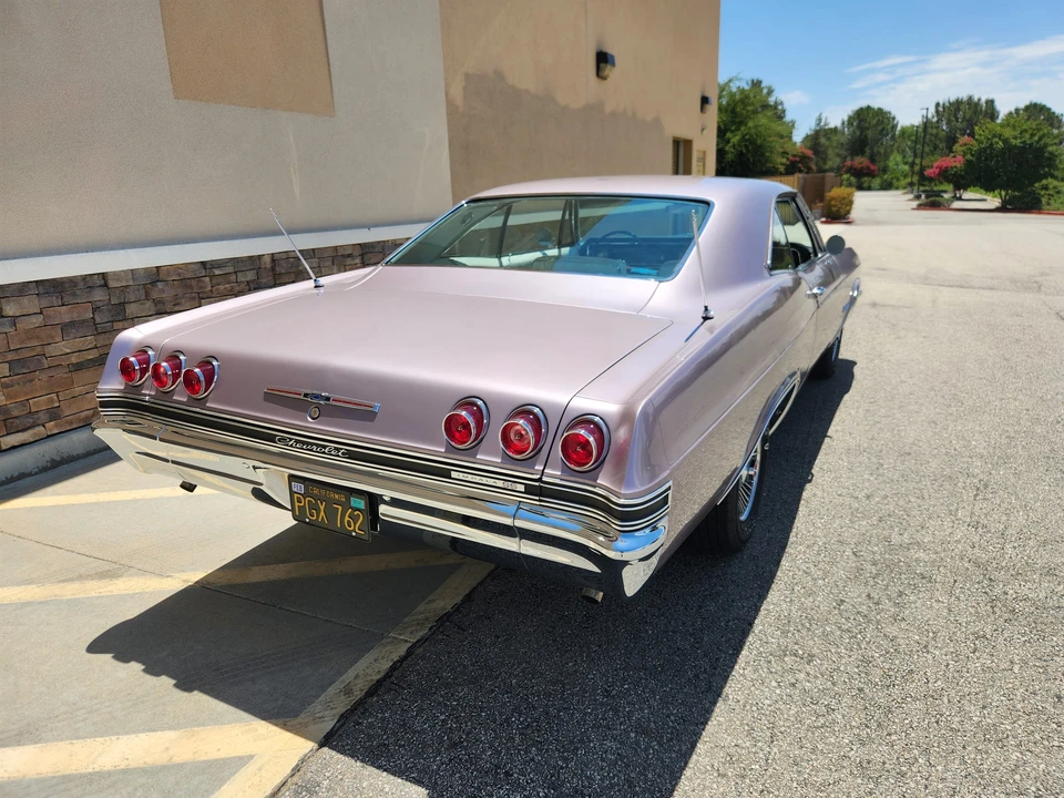 1965 Chevrolet Impala SS 4th Gen - Image 10 of 31