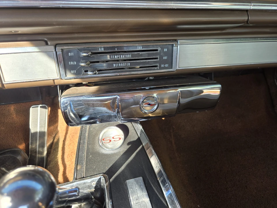 1965 Chevrolet Impala 3rd Gen - Image 30 of 31