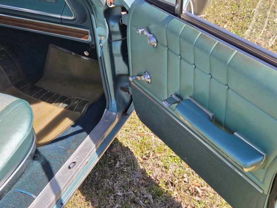 1965 Chevrolet Impala 4th Gen - Image 16 of 22
