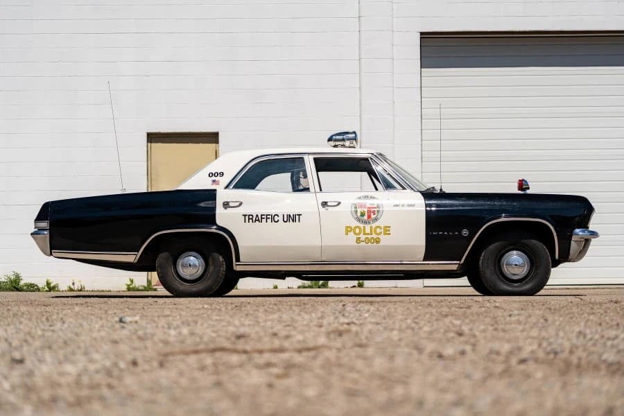 1965 Chevrolet Impala 4th Gen - Image 25 of 31