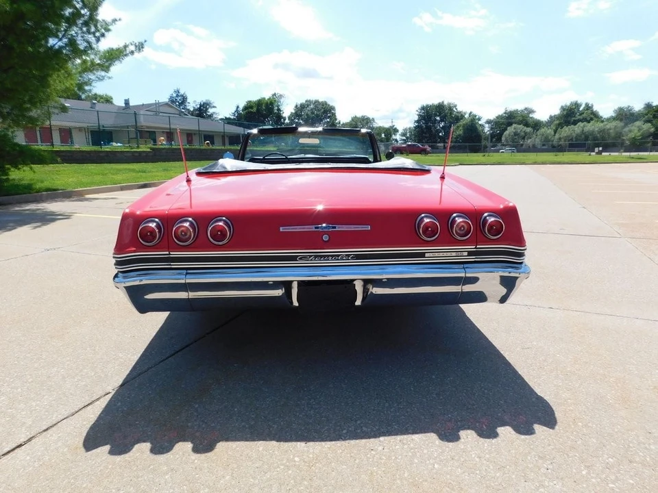 1965 Chevrolet Impala SS 4th Gen - Image 25 of 31