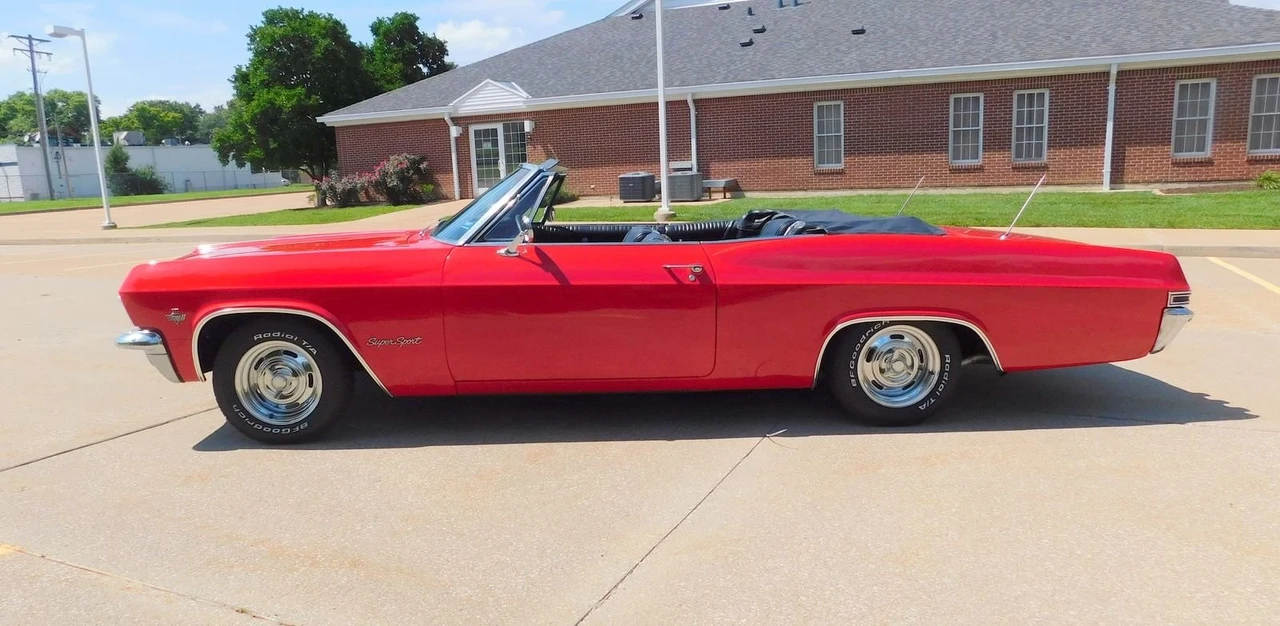 1965 Chevrolet Impala SS 4th Gen - Image 28 of 31