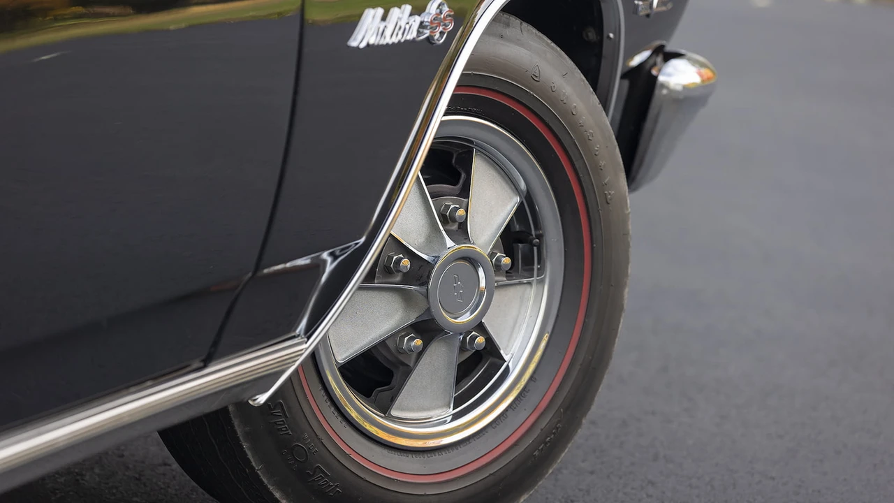 1965 Chevrolet Malibu - Image 21 of 31