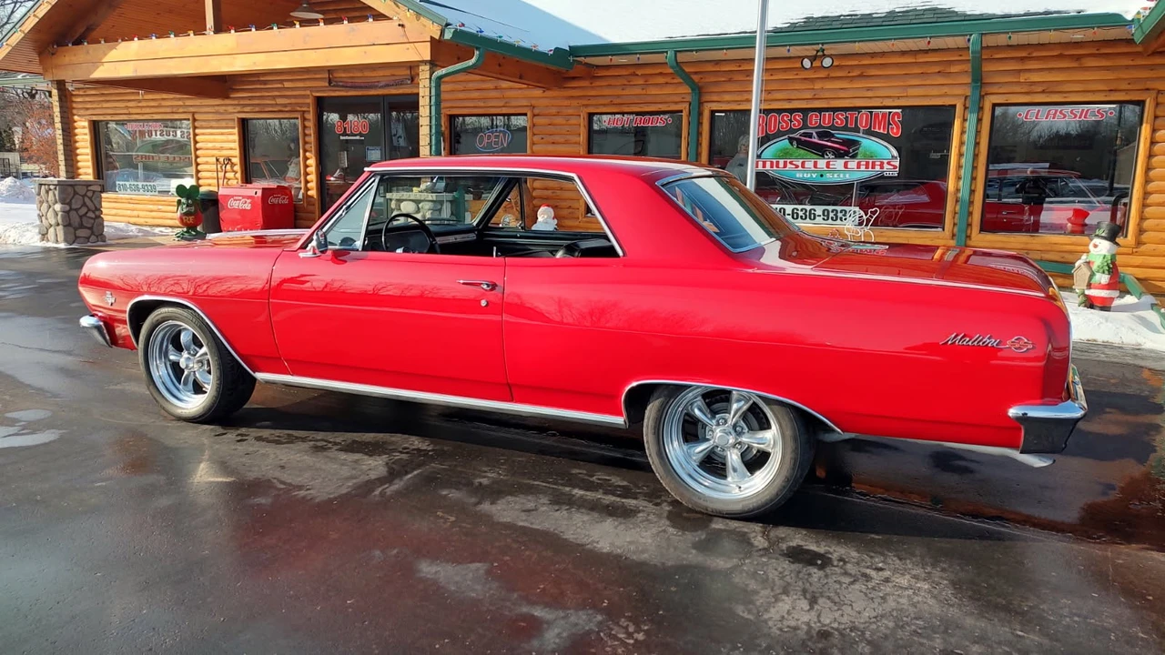 1965 Chevrolet Malibu - Image 10 of 21