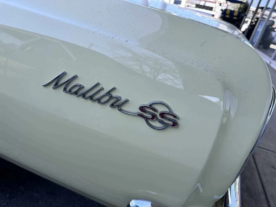 1965 Chevrolet Malibu - Image 10 of 15