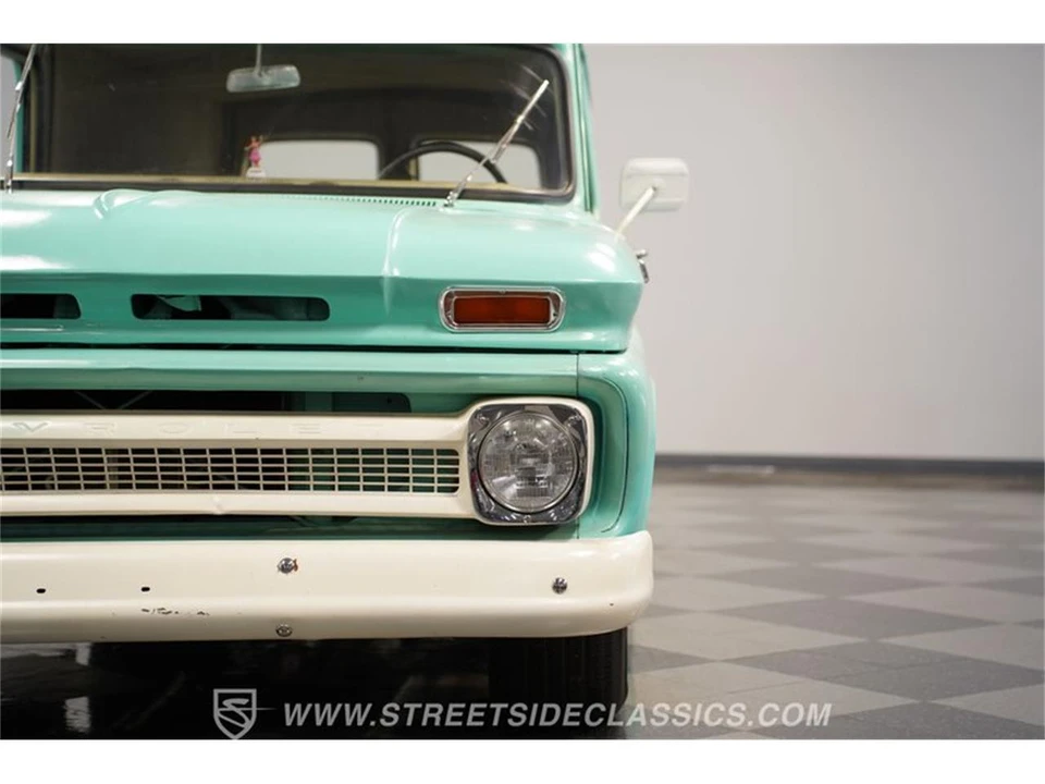 1965 Chevrolet G-Series Van - Image 18 of 31