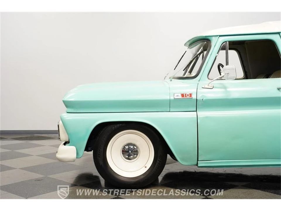 1965 Chevrolet G-Series Van - Image 21 of 31
