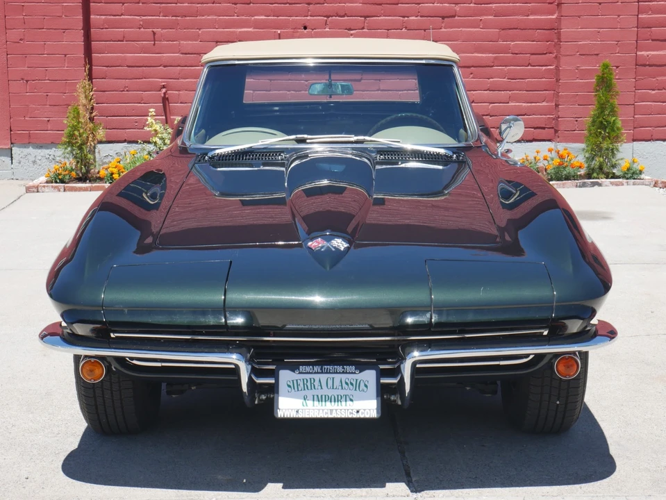 1965 Chevrolet Corvette C2 - Image 3 of 31