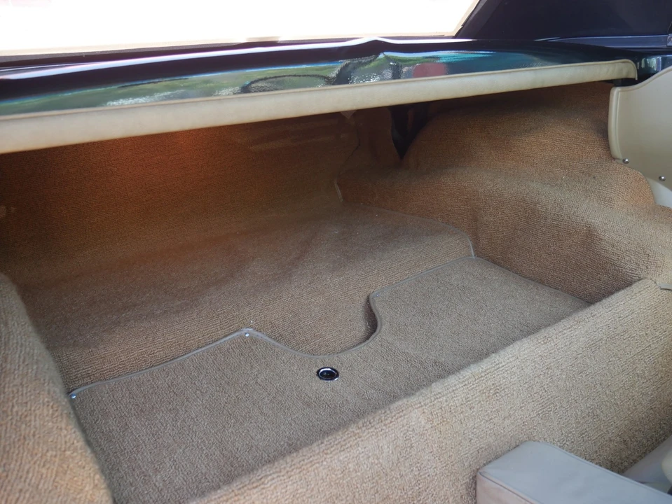 1965 Chevrolet Corvette C2 - Image 22 of 31