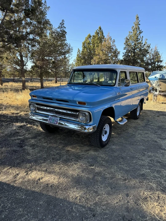 1965 Chevrolet Suburban 5th Gen - Image 2 of 31