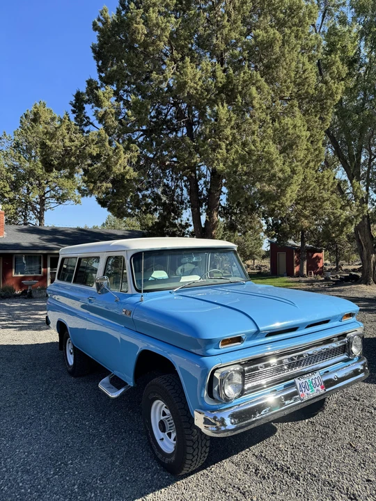 1965 Chevrolet Suburban 5th Gen - Image 9 of 31