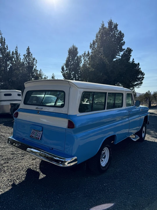 1965 Chevrolet Suburban 5th Gen - Image 7 of 31