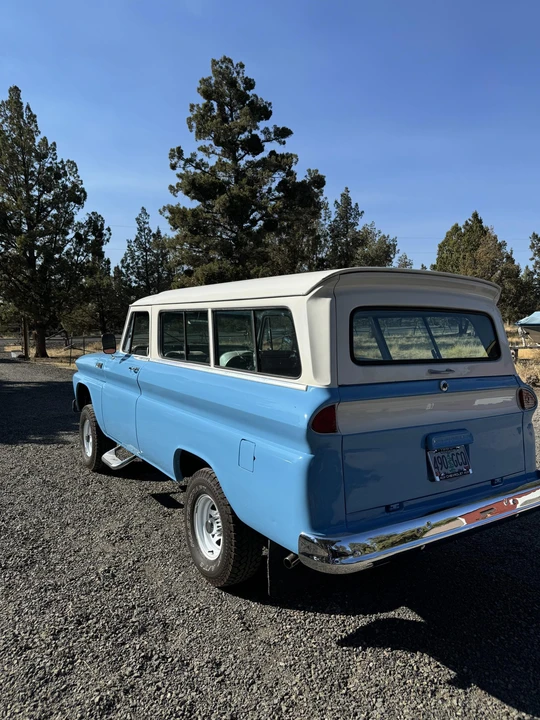 1965 Chevrolet Suburban 5th Gen - Image 5 of 31