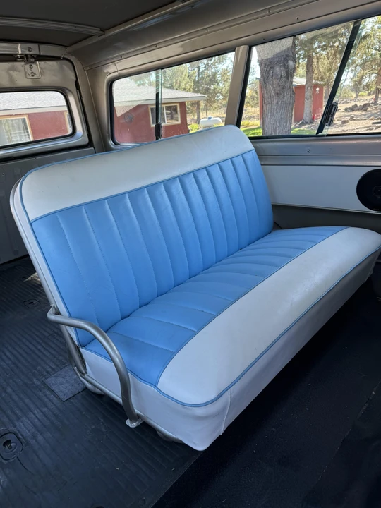1965 Chevrolet Suburban 5th Gen - Image 28 of 31
