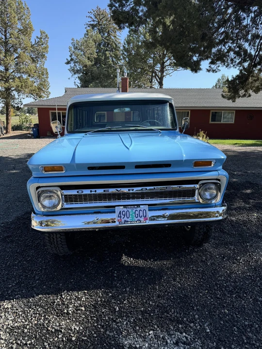 1965 Chevrolet Suburban 5th Gen - Image 11 of 31
