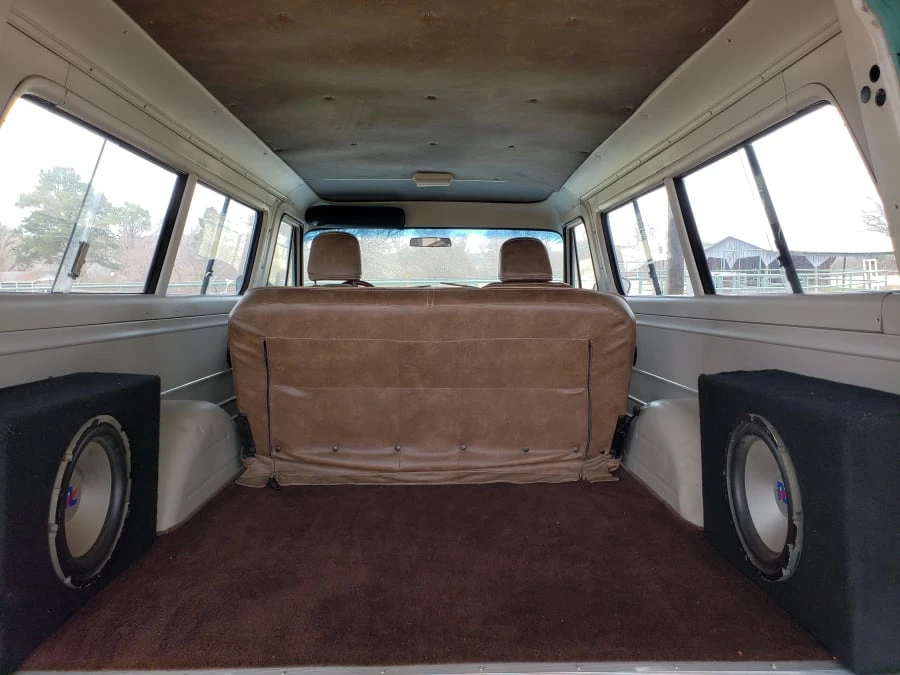 1965 Chevrolet Suburban 5th Gen - Image 8 of 12