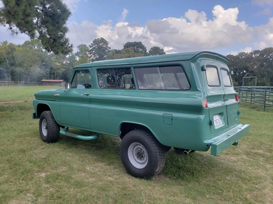 1965 Chevrolet Suburban 5th Gen - Image 3 of 12