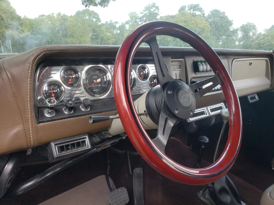 1965 Chevrolet Suburban 5th Gen - Image 4 of 12