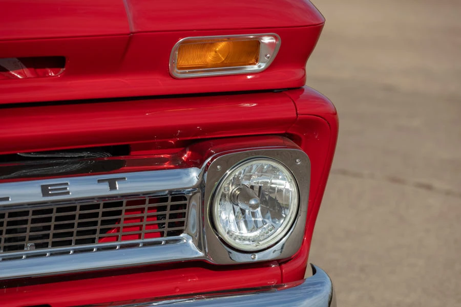 1965 Chevrolet Suburban 5th Gen - Image 21 of 31