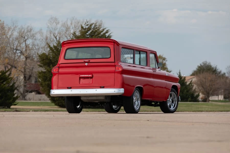 1965 Chevrolet Suburban 5th Gen - Image 3 of 31