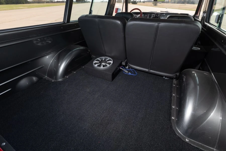1965 Chevrolet Suburban 5th Gen - Image 27 of 31