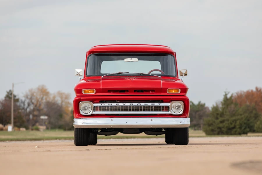 1965 Chevrolet Suburban 5th Gen - Image 4 of 31