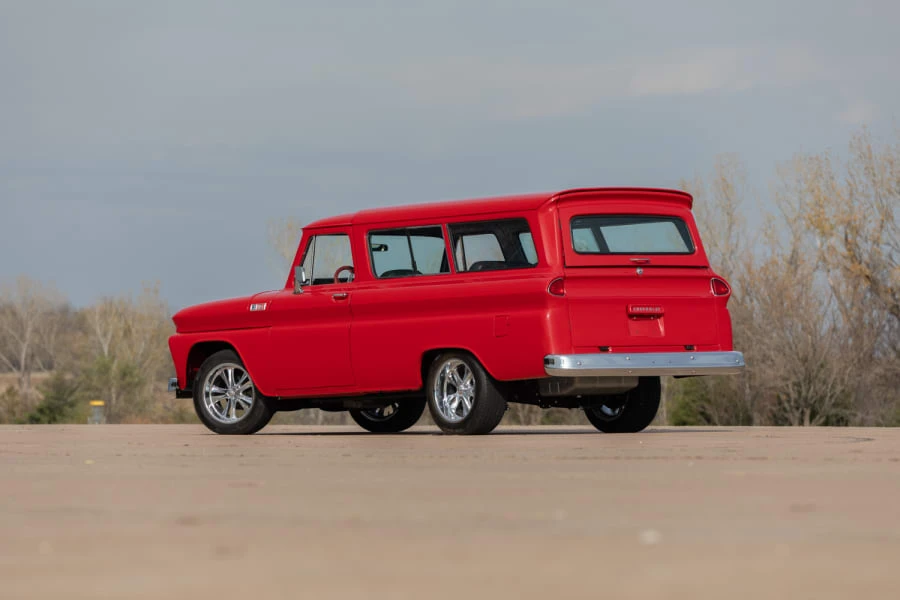 1965 Chevrolet Suburban 5th Gen - Image 10 of 31