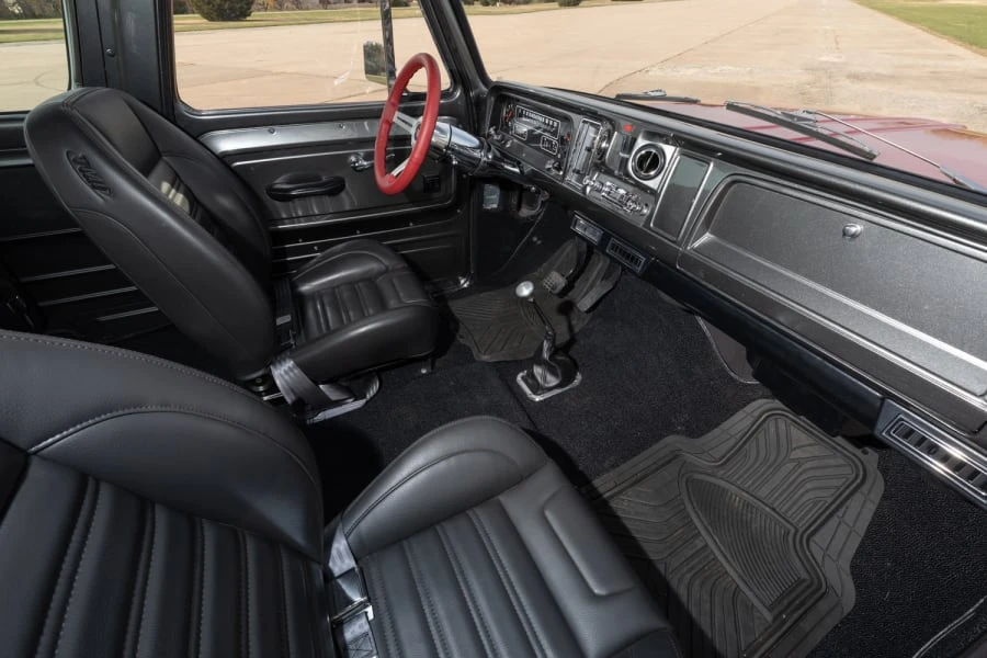 1965 Chevrolet Suburban 5th Gen - Image 23 of 31