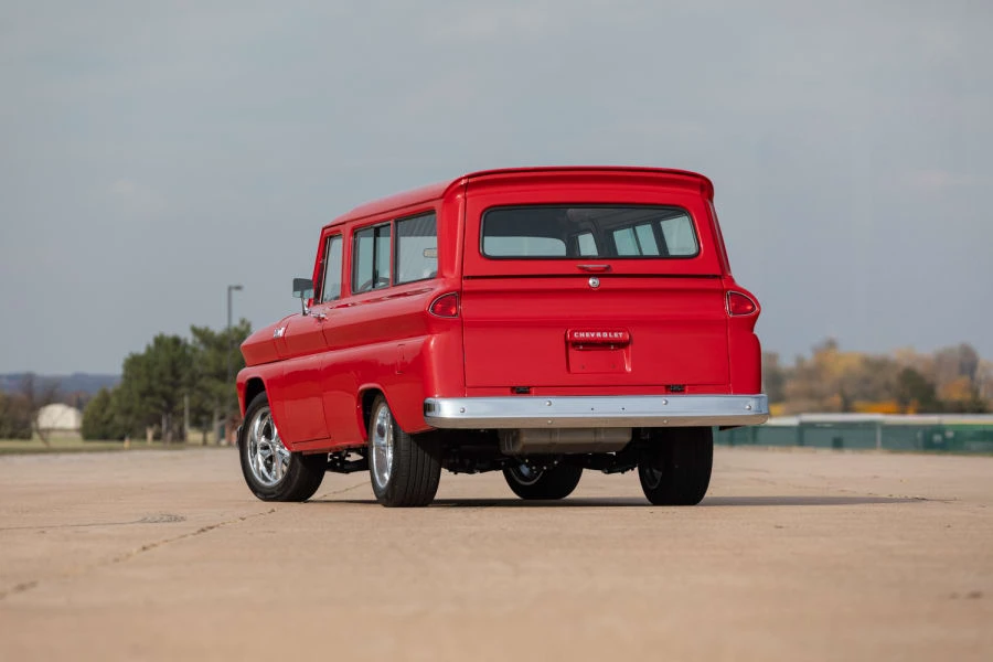 1965 Chevrolet Suburban 5th Gen - Image 13 of 31