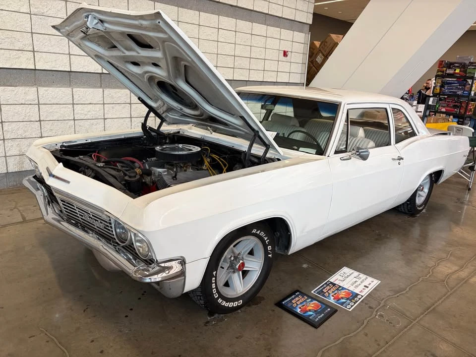 1965 Chevrolet Biscayne - Image 11 of 12